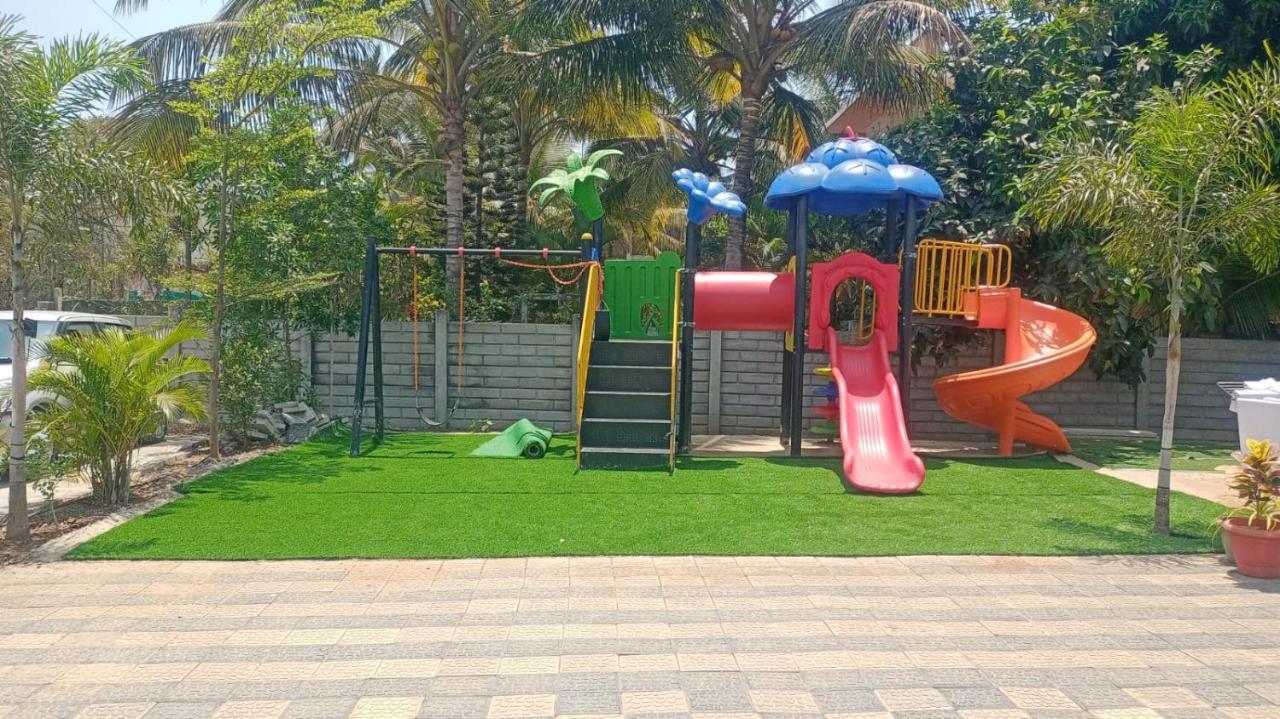 The Candlewood Resort Murud  Bagian luar foto
