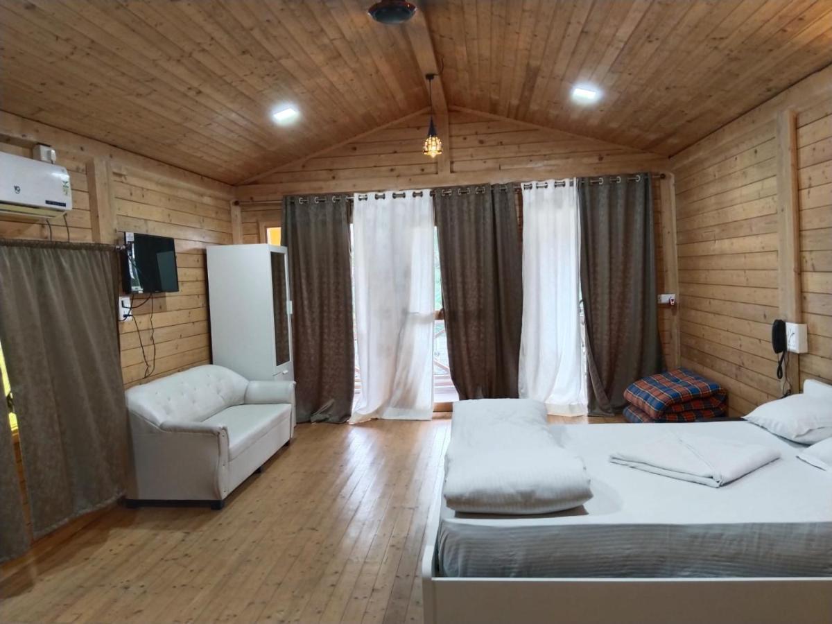 The Candlewood Resort Murud  Bagian luar foto